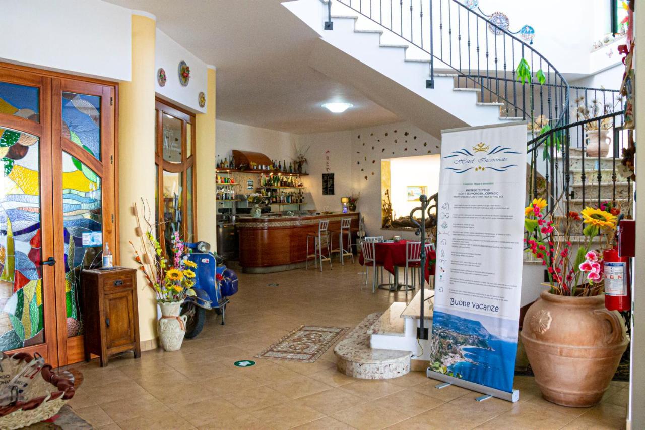 Hotel L'Ancora Капо Ватикано Екстериор снимка