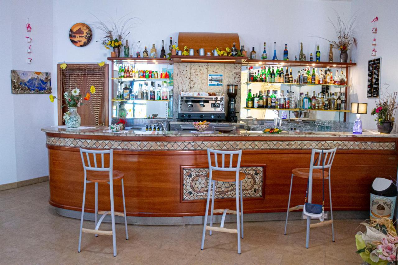 Hotel L'Ancora Капо Ватикано Екстериор снимка