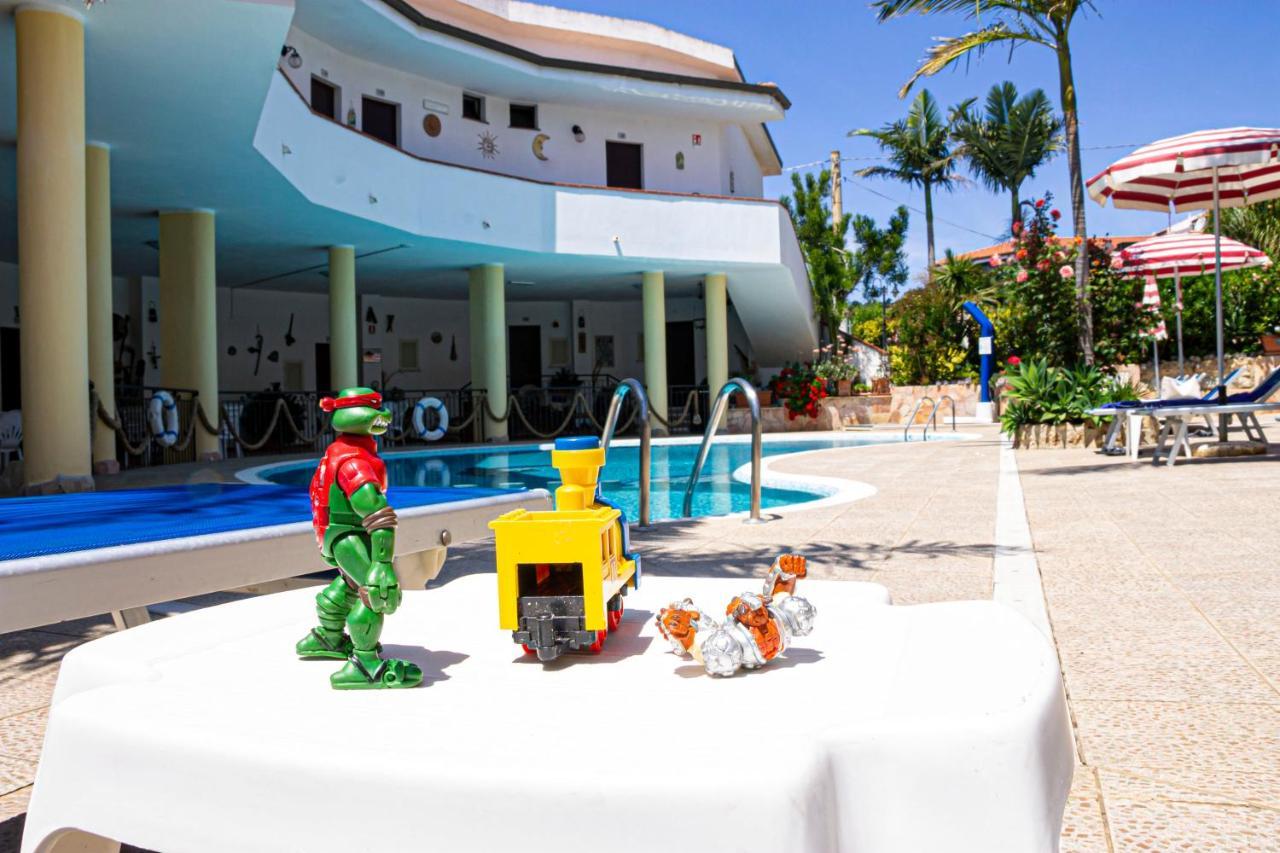 Hotel L'Ancora Капо Ватикано Екстериор снимка