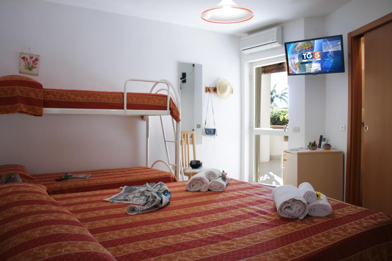 Hotel L'Ancora Капо Ватикано Екстериор снимка