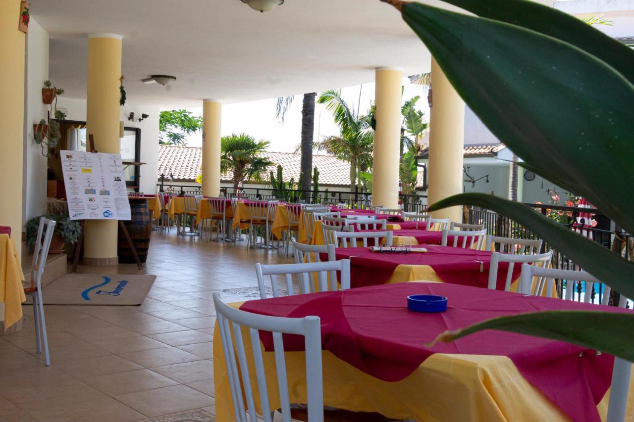 Hotel L'Ancora Капо Ватикано Екстериор снимка