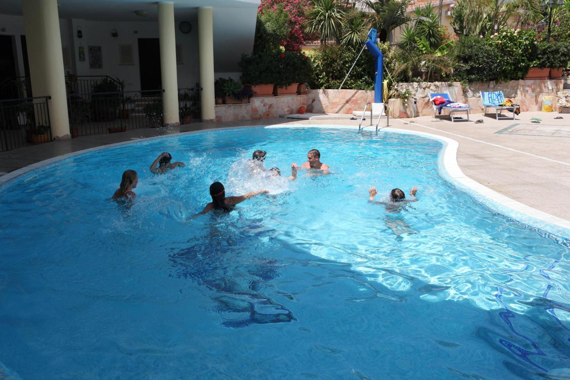 Hotel L'Ancora Капо Ватикано Екстериор снимка