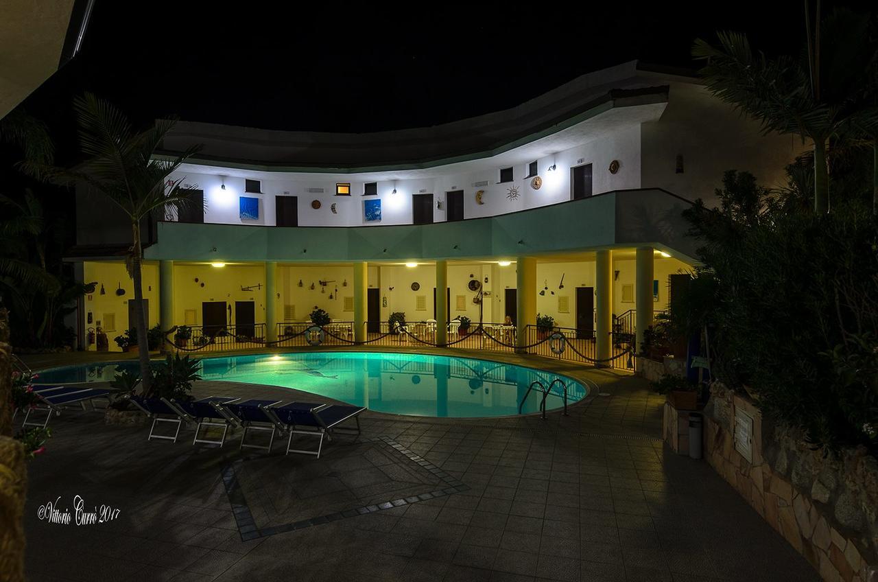 Hotel L'Ancora Капо Ватикано Екстериор снимка