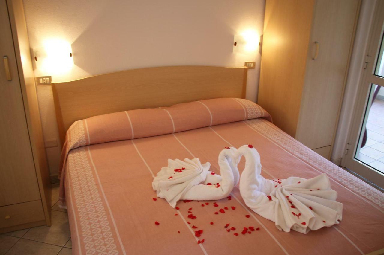 Hotel L'Ancora Капо Ватикано Екстериор снимка